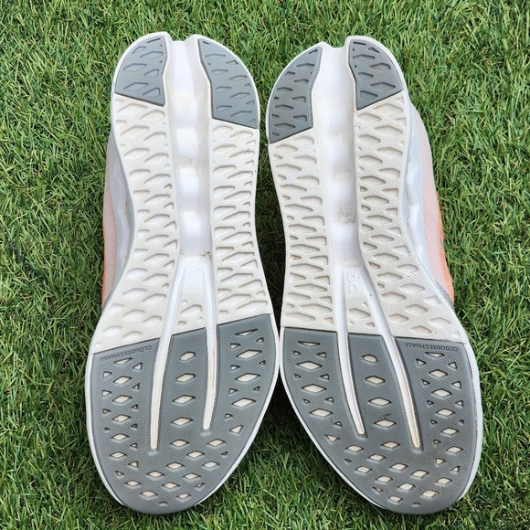 ON CLOUDSURFER - Womens Sneakers - SIZE 7.5 - Picture 8 of 9